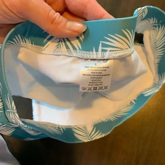 Pink Lily Seaside Escape Leaf Print Bikini - Picture 3 of 8